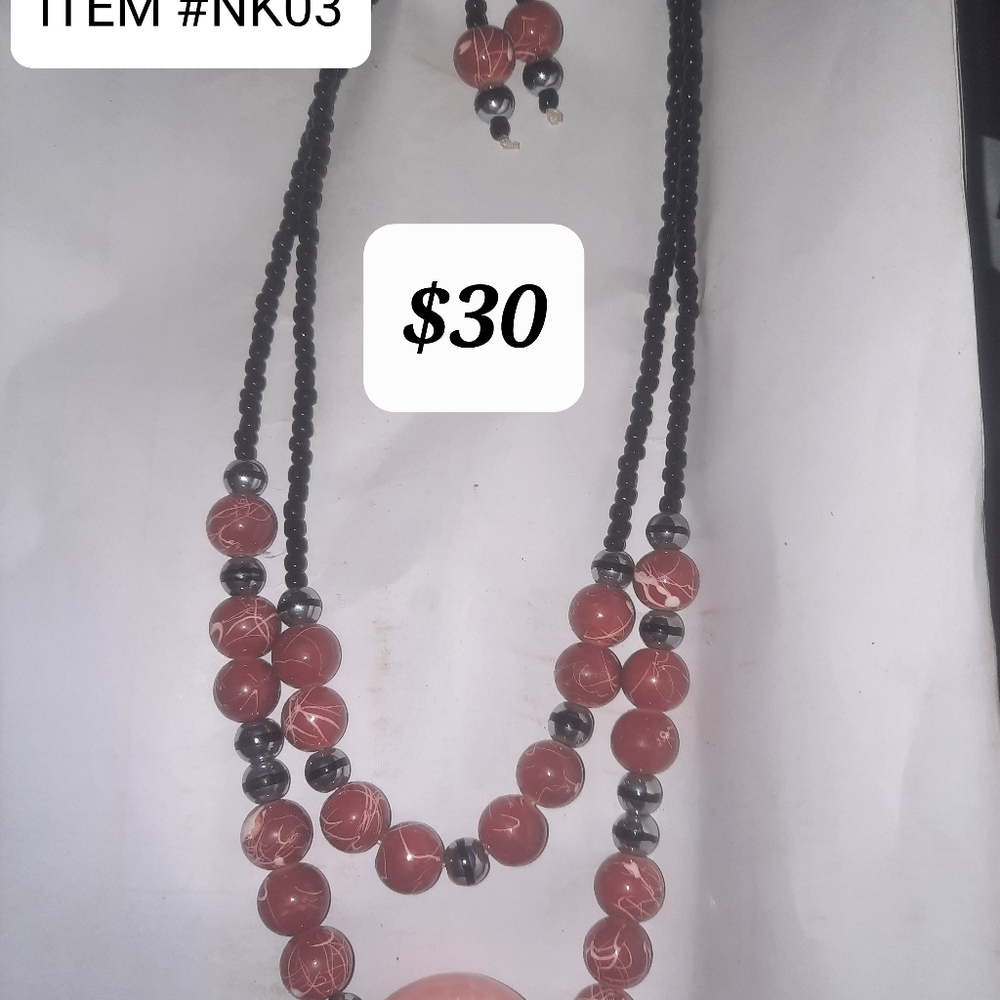Necklaces - Picture 2 of 10